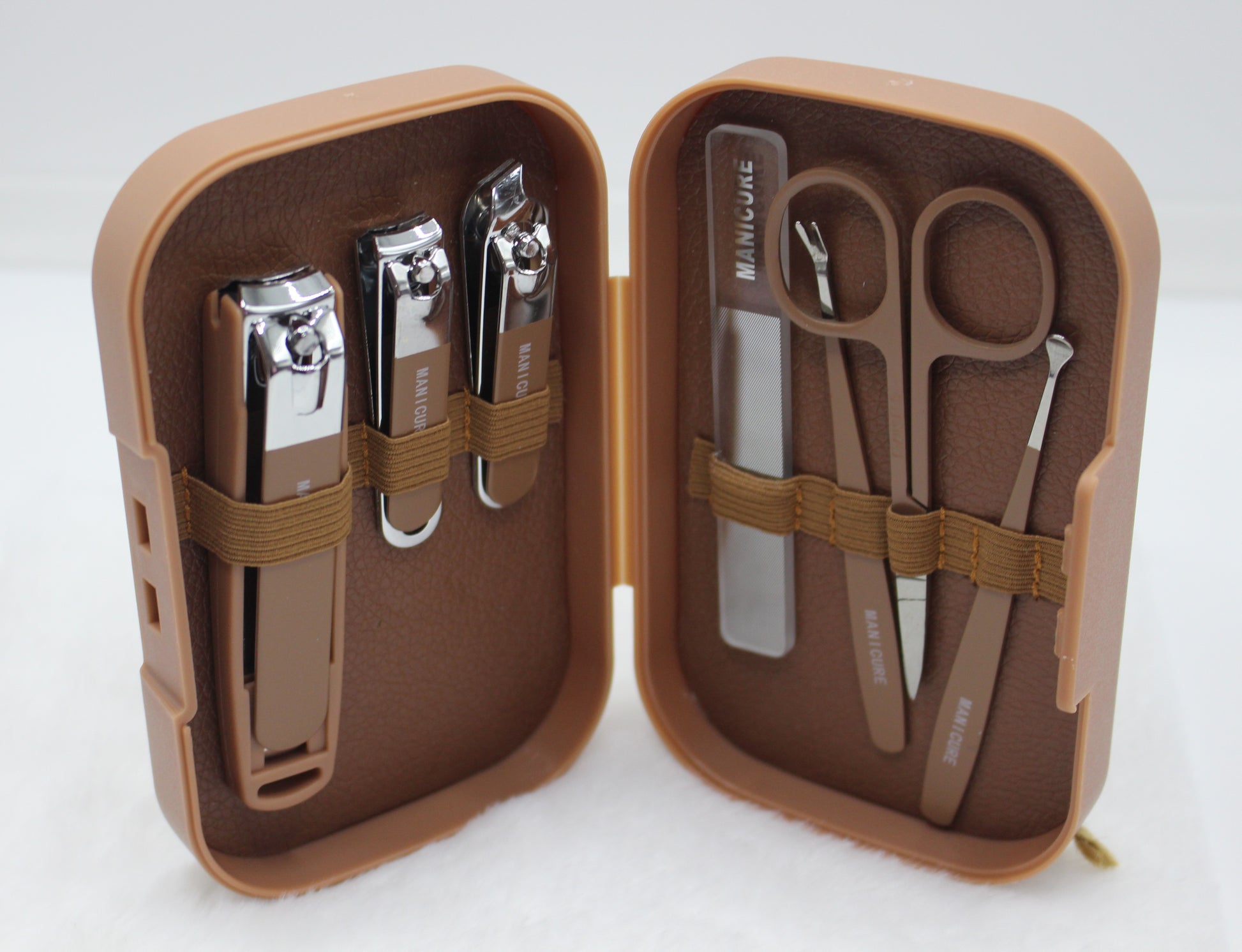 7 in 1 White Portable Luxury Manicure Pedicure Set-1